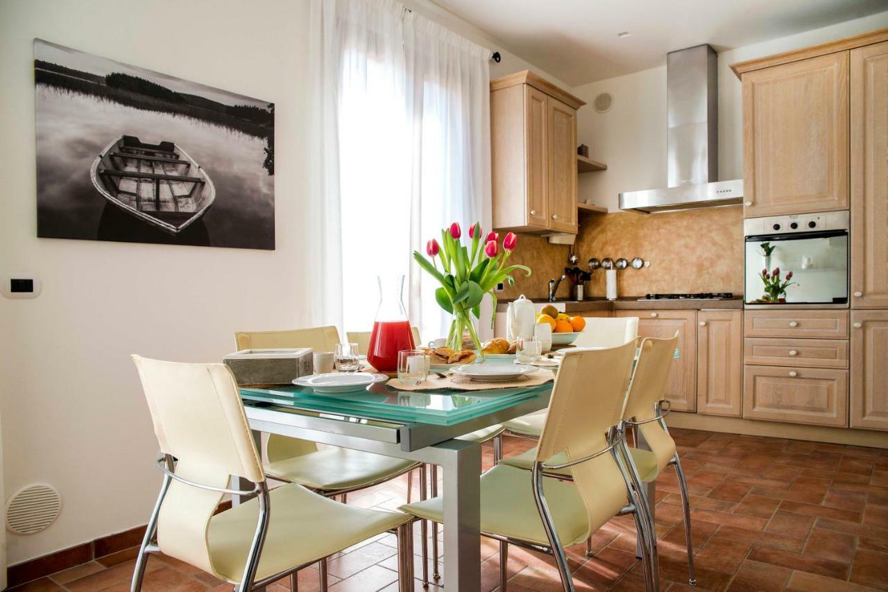Apartamento Casa Il Glicine A Due Passi Dal Centro Siena Exterior foto