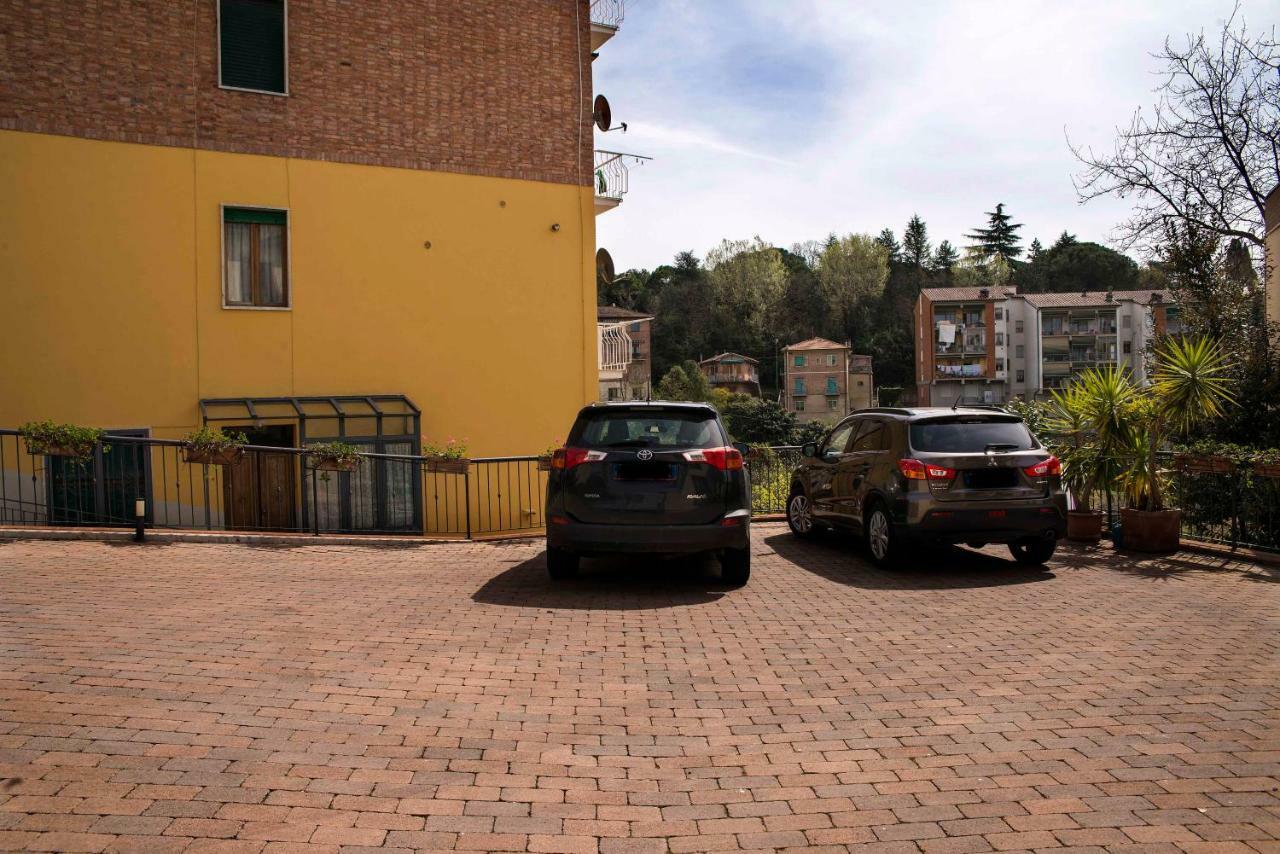 Apartamento Casa Il Glicine A Due Passi Dal Centro Siena Exterior foto